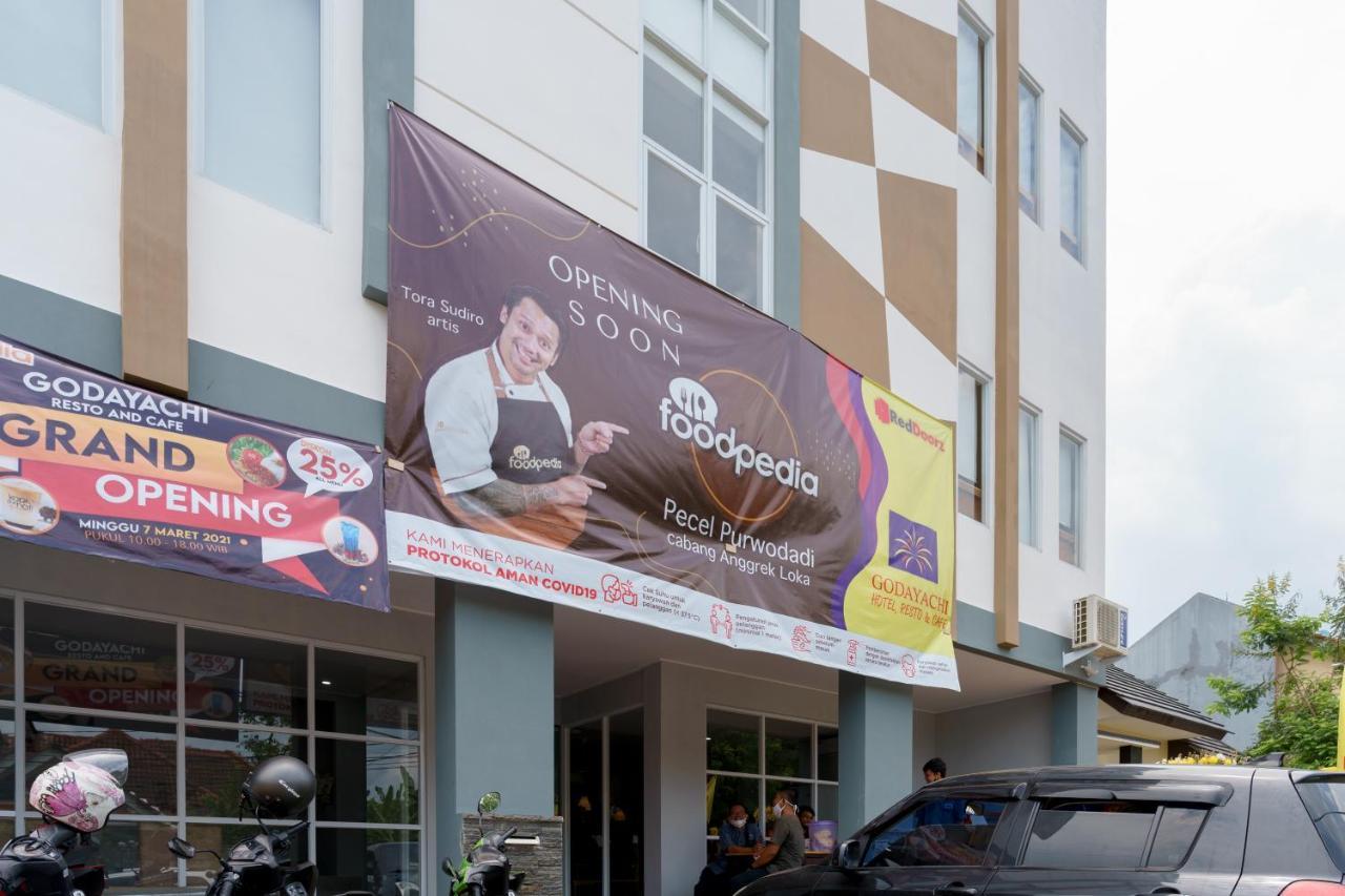 Reddoorz Syariah Plus @ Bsd City South Tangerang Esterno foto